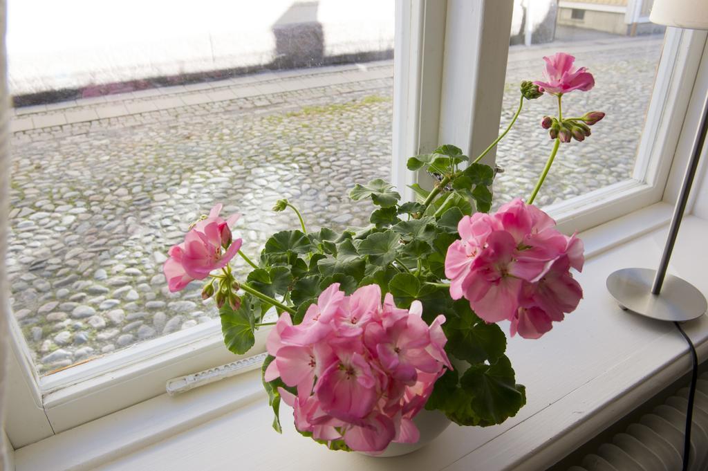Lilla Hotellet I Nora Exteriér fotografie