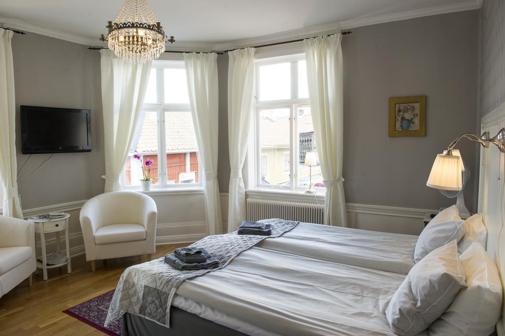 Lilla Hotellet I Nora Exteriér fotografie